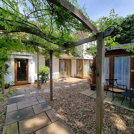 Oak Tree Rooms Ltd Brockenhurst Buitenkant foto