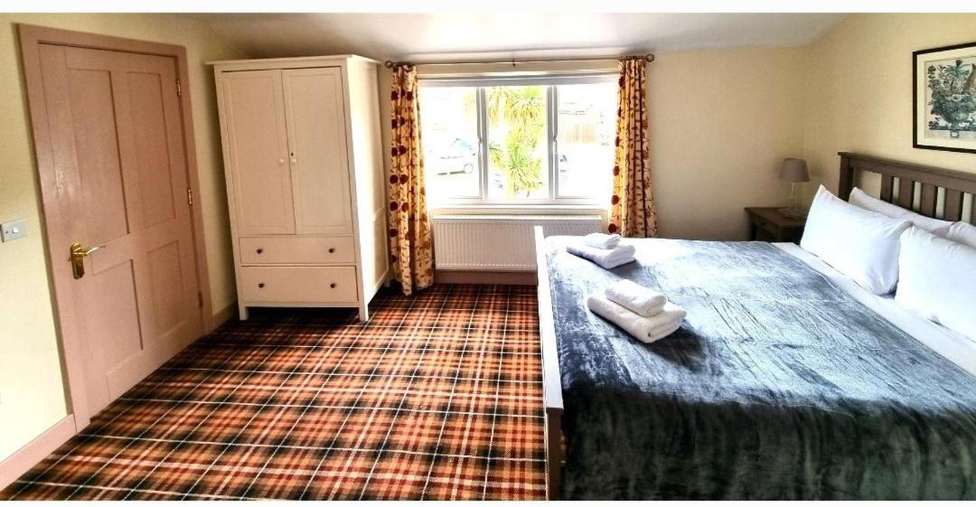Oak Tree Rooms Ltd Brockenhurst Buitenkant foto